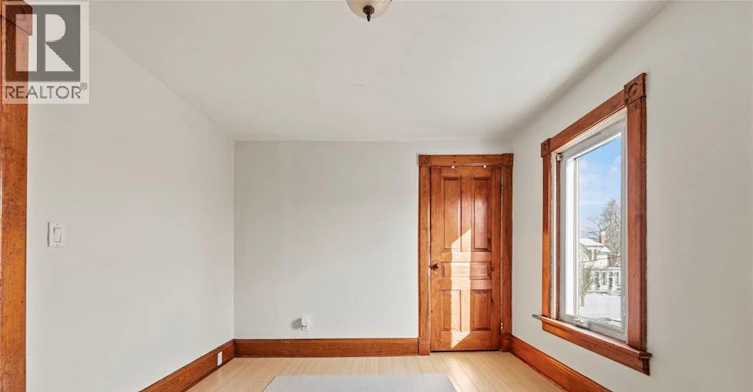Upper-33 Rich Avenue, Cambridge, ON, N1R 2A4 - 8
