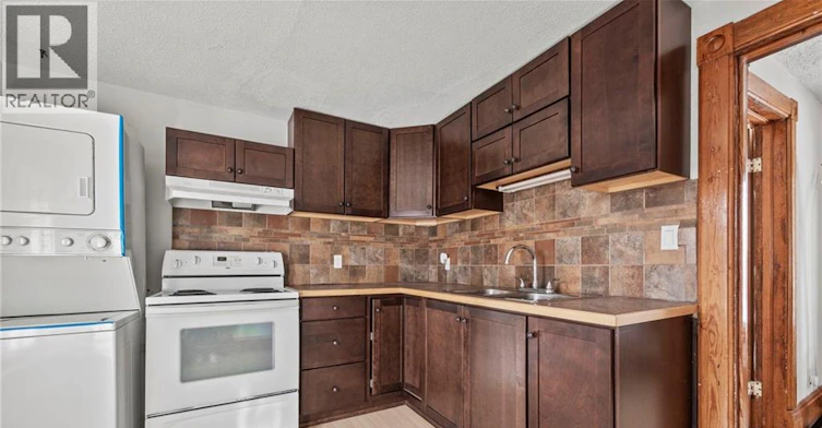 Upper-33 Rich Avenue, Cambridge, ON, N1R 2A4 - 2