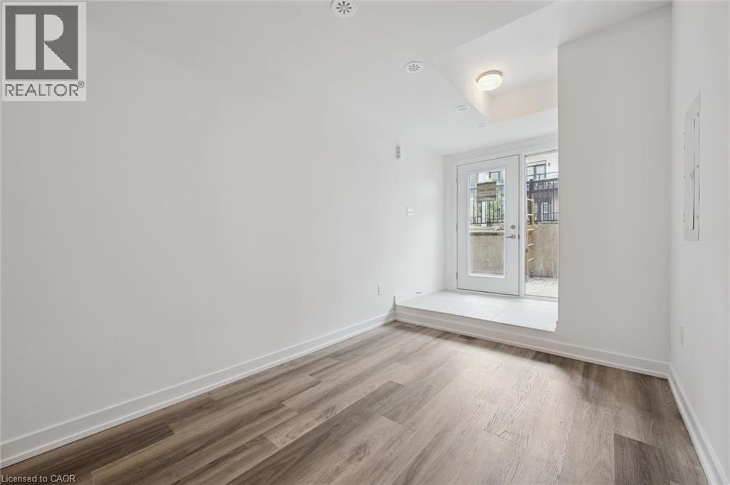 P33-25 Palace Street, Kitchener, ON, N2E 0L3 - 5