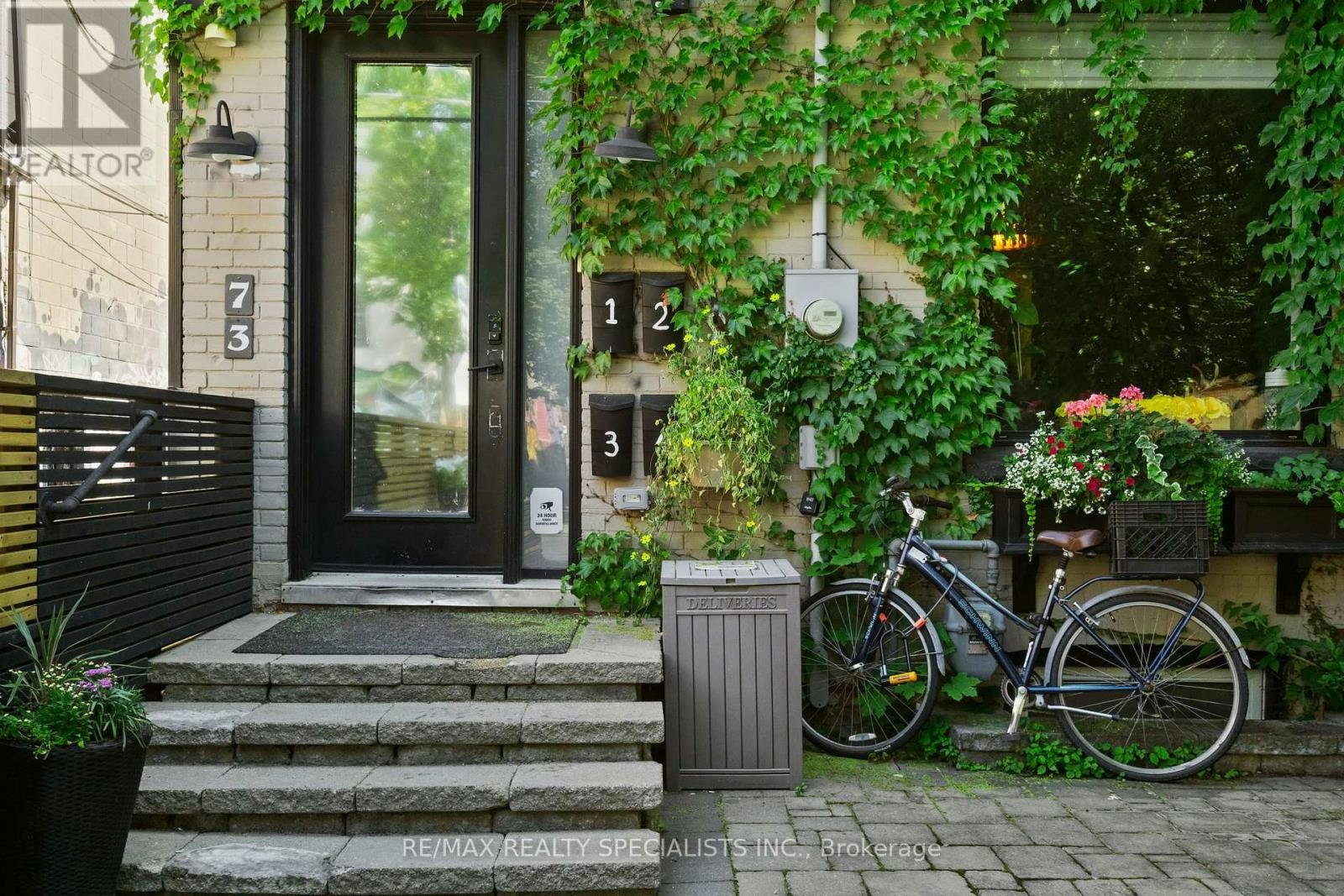 73 Elm Grove Avenue, Toronto, ON, M6K 2J2