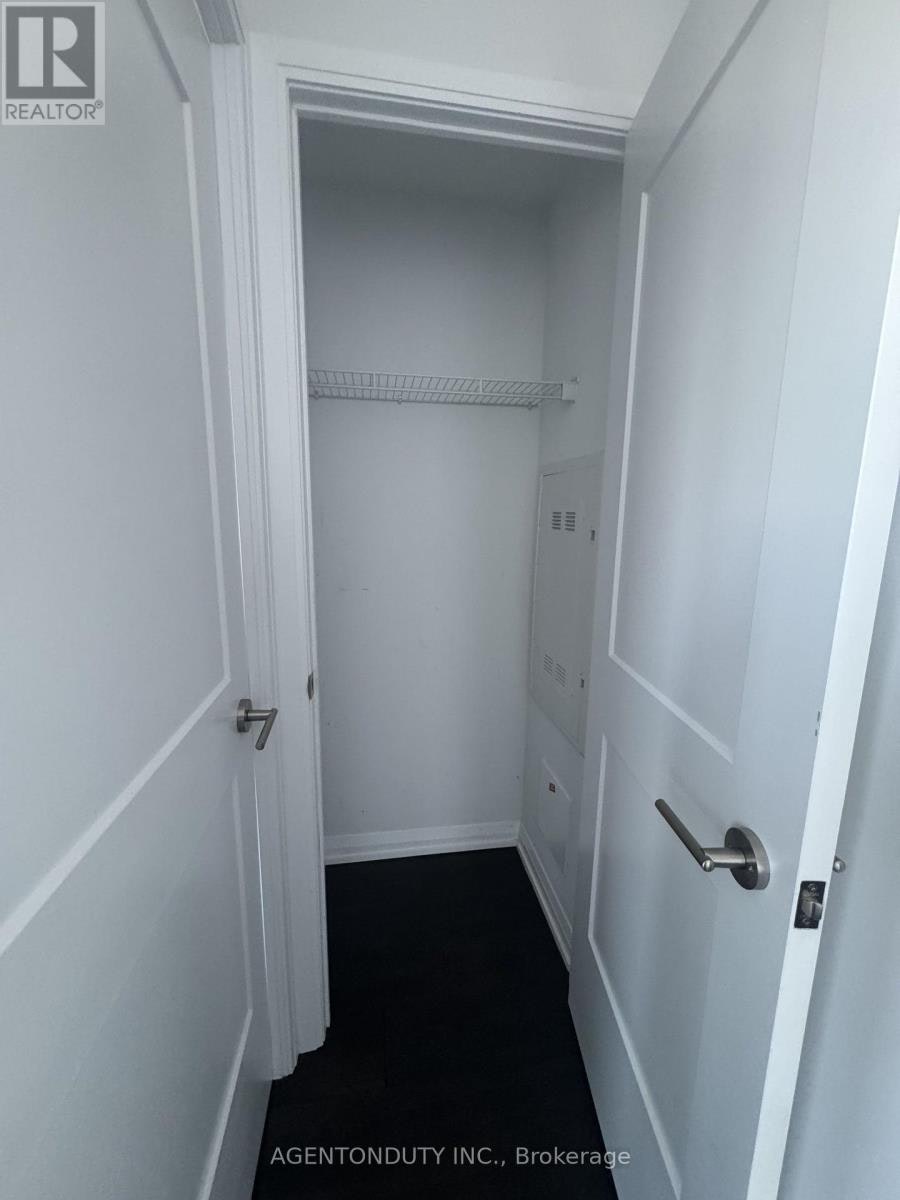 PH14-7895 Jane Street, Vaughan, ON, L4K 0K2 - 39
