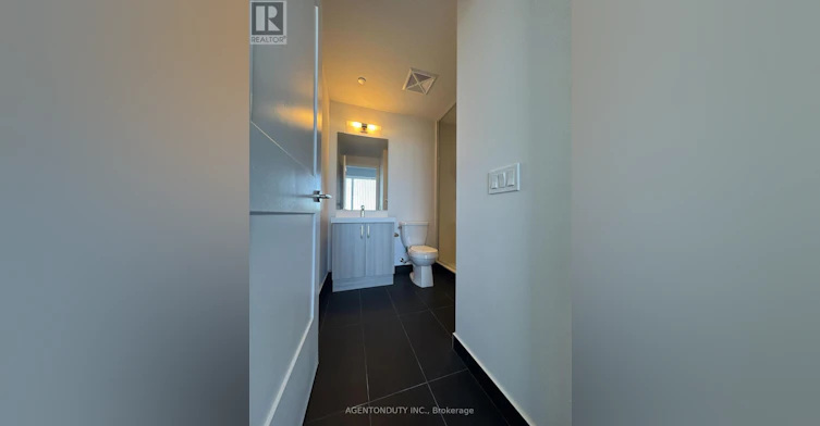 PH14-7895 Jane Street, Vaughan, ON, L4K 0K2 - 36