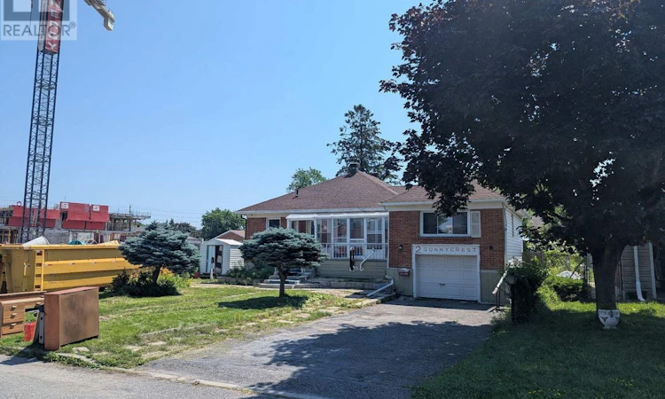 2 Sunnycrest Drive