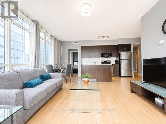 2805-65 Bremner Boulevard, Toronto, ON, M5J 0A7 - 2