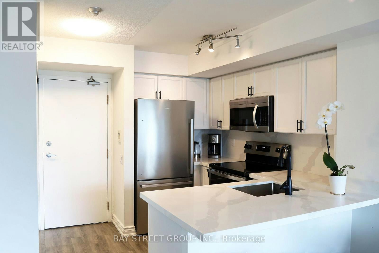 2808-30 Harrison Garden Boulevard, Toronto, ON, M2N 7A9 - 9
