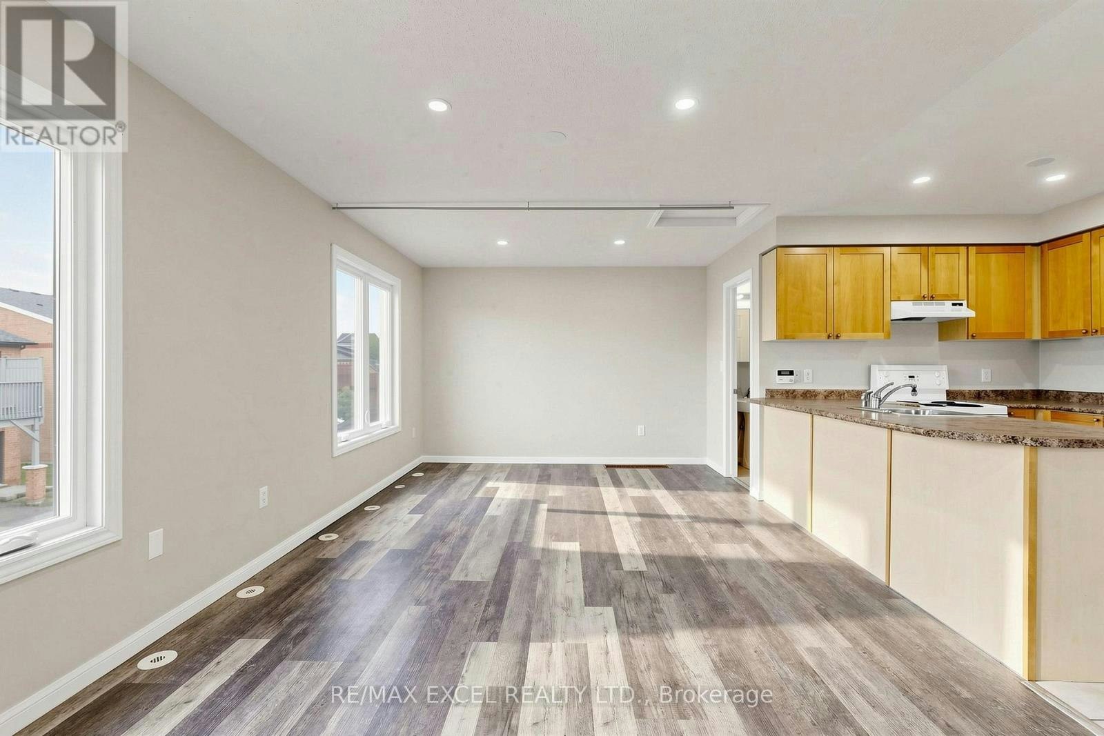 11 Peony Street, Markham, ON, L6B 1M2 - 14