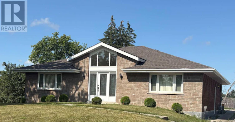 11981 Morris Road, Niagara Falls, ON, L3B 5N4