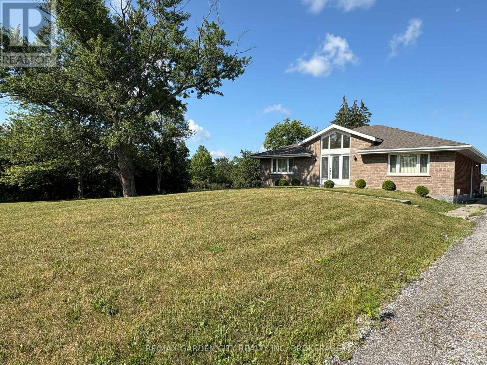 11981 Morris Road, Niagara Falls, ON, L3B 5N4 - 2