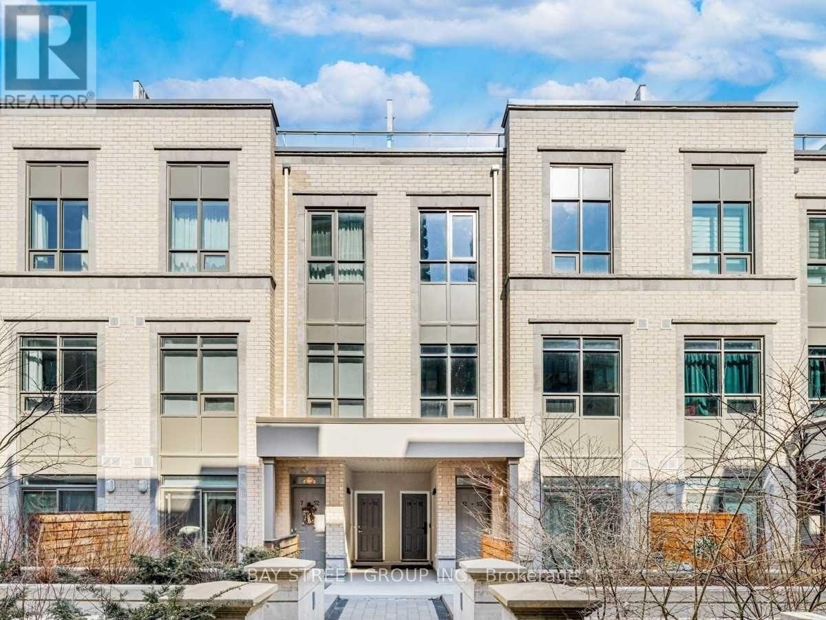 10-52 Holmes Avenue, Toronto, ON, M2N 0J9 - 2
