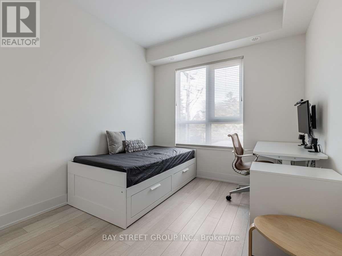 10-52 Holmes Avenue, Toronto, ON, M2N 0J9 - 9