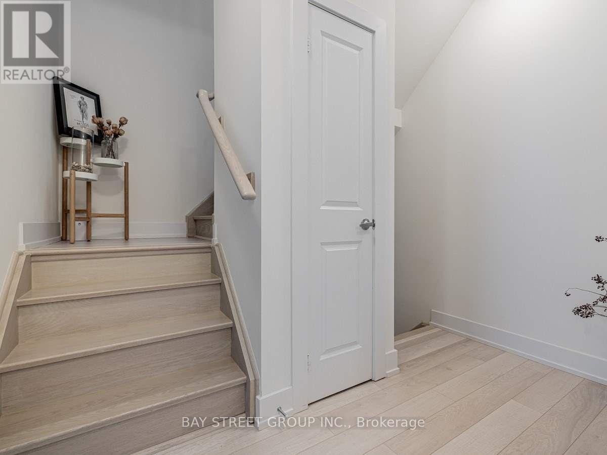 10-52 Holmes Avenue, Toronto, ON, M2N 0J9 - 11