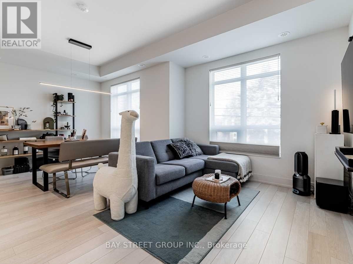 10-52 Holmes Avenue, Toronto, ON, M2N 0J9 - 4