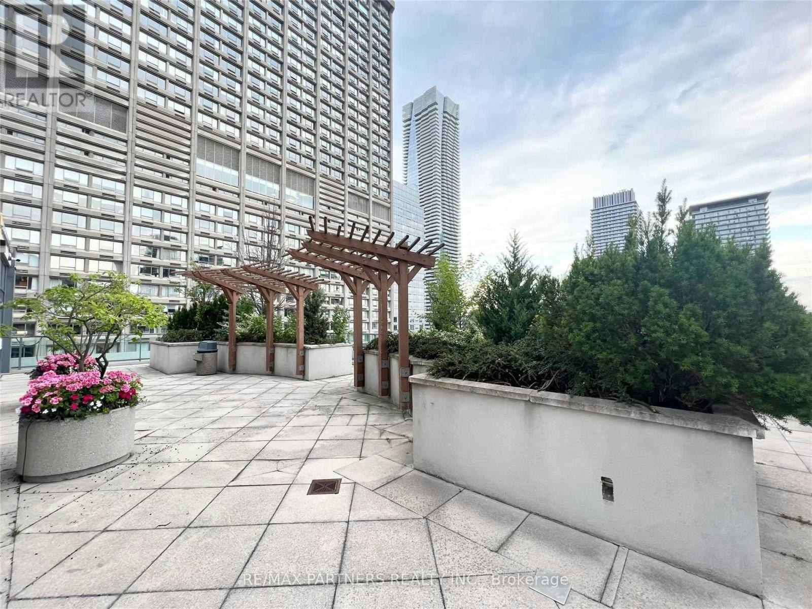 908-1121 Bay Street, Toronto, ON, M5S 3L9 - 14