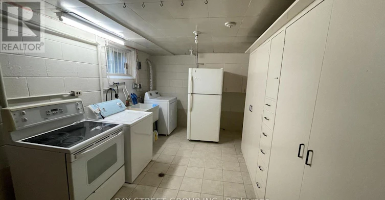 260 Moore Park Avenue, Toronto, ON, M2M 1N6 - 18