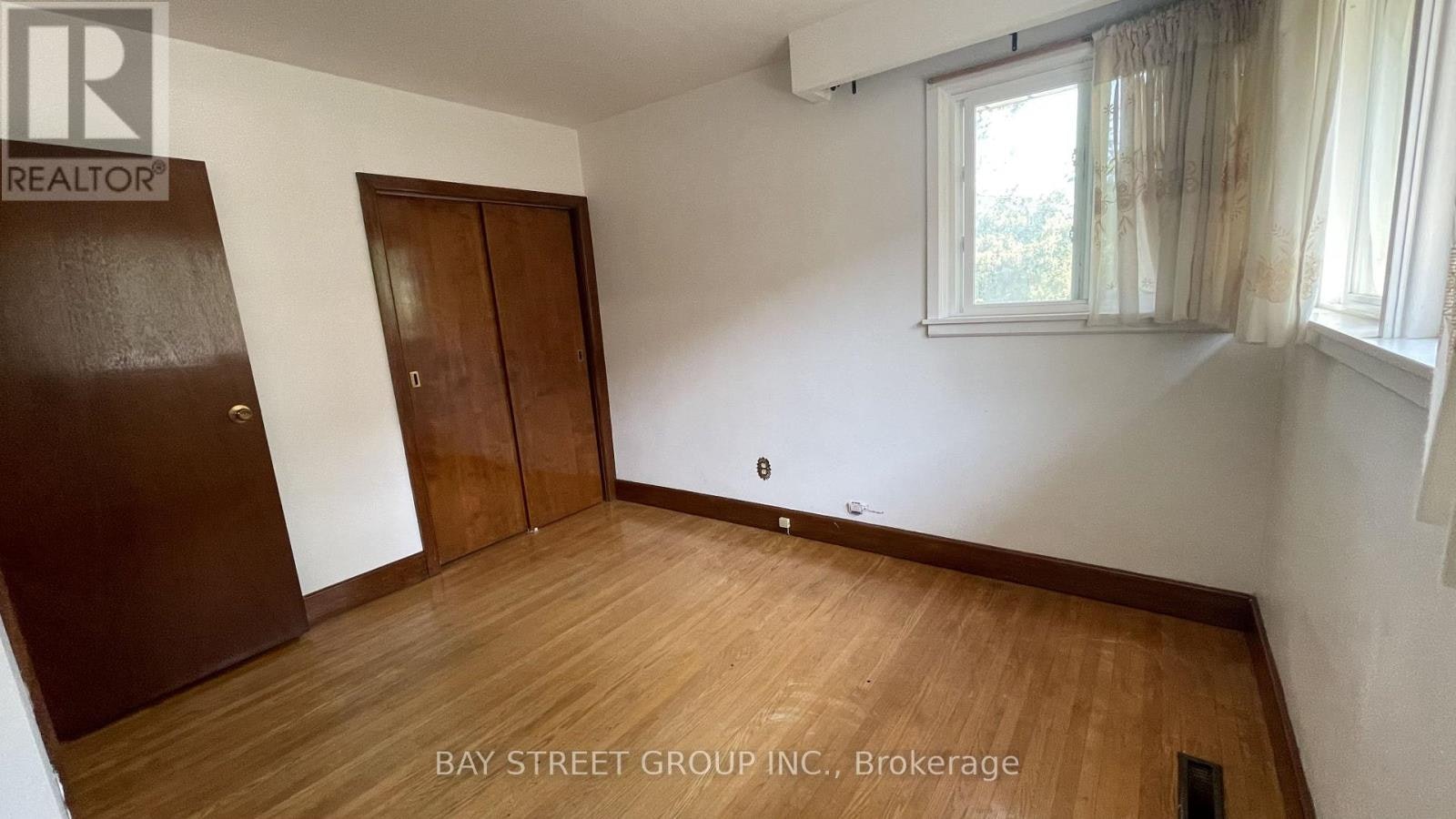 260 Moore Park Avenue, Toronto, ON, M2M 1N6 - 10