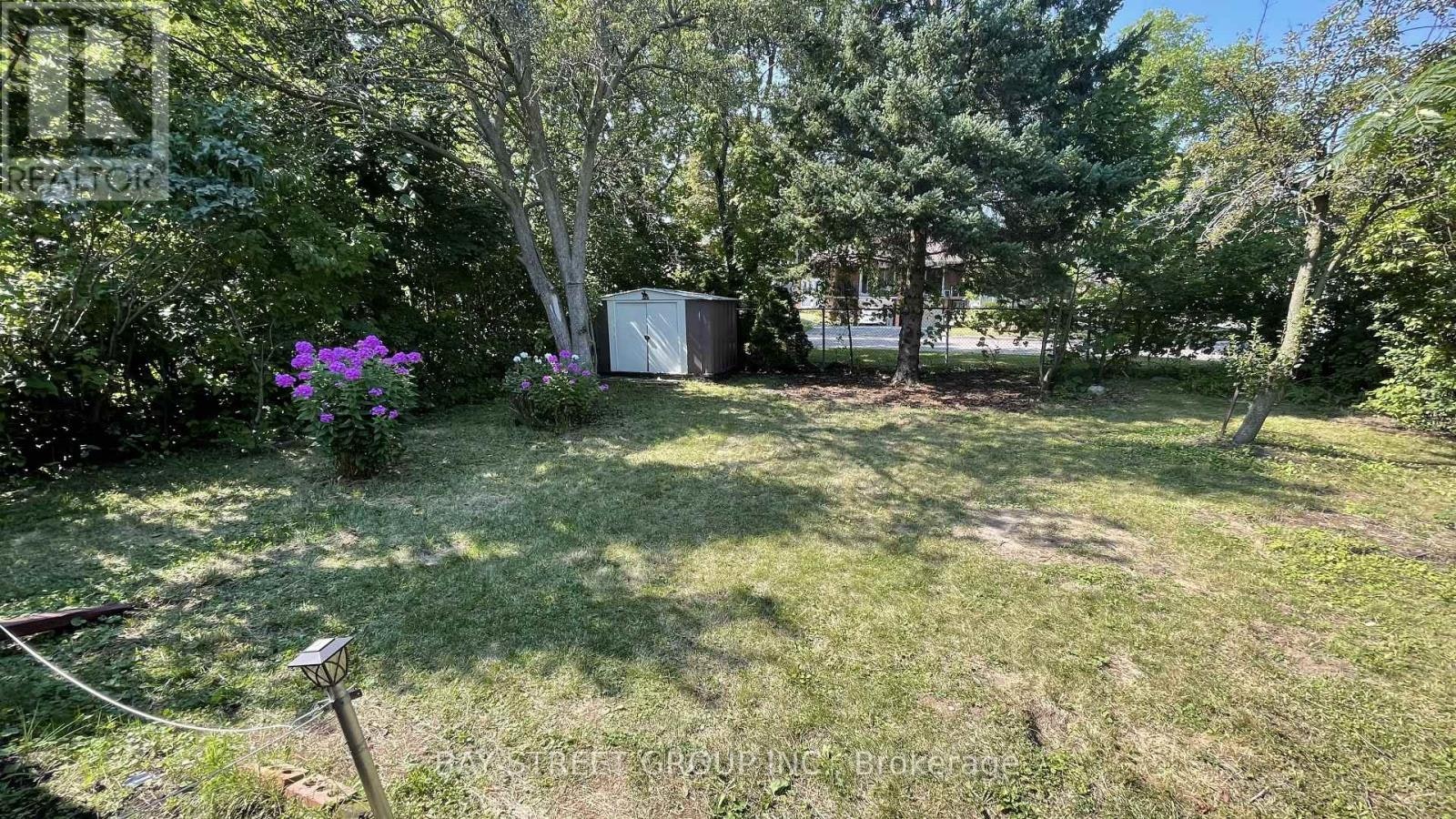 260 Moore Park Avenue, Toronto, ON, M2M 1N6 - 21