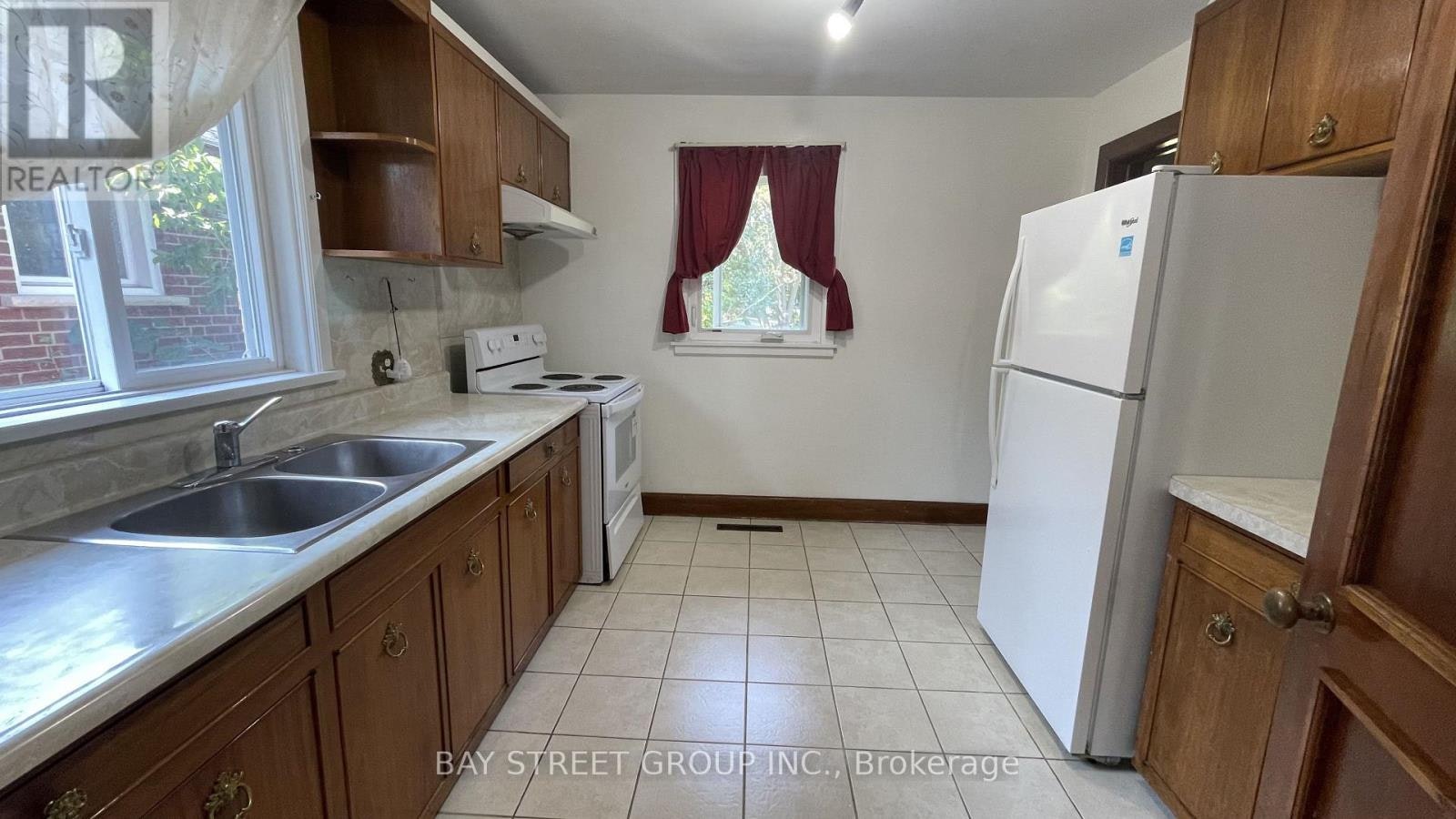 260 Moore Park Avenue, Toronto, ON, M2M 1N6 - 12