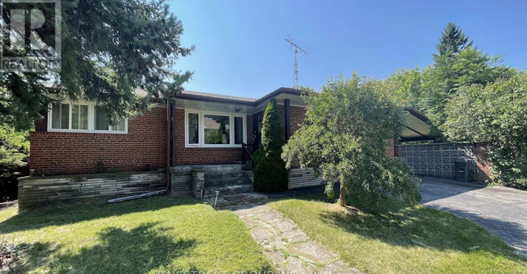 260 Moore Park Avenue, Toronto, ON, M2M 1N6 - 2