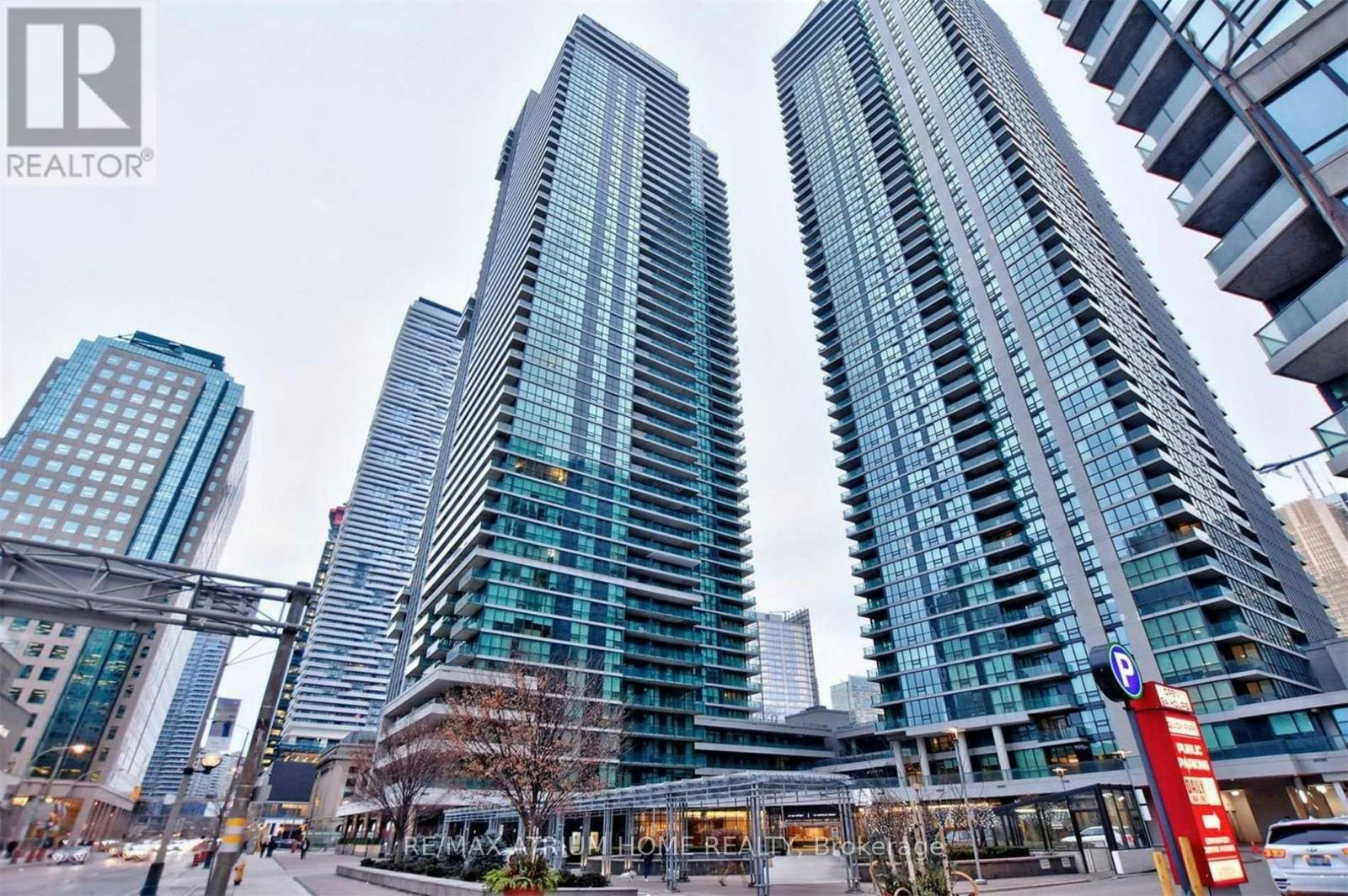 4905-33 Bay Street, Toronto, ON, M5J 2Z3 - 2