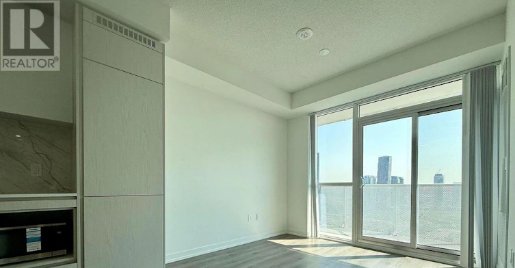 2907-28 Interchange Way, Vaughan, ON, L4K 0P8 - 3