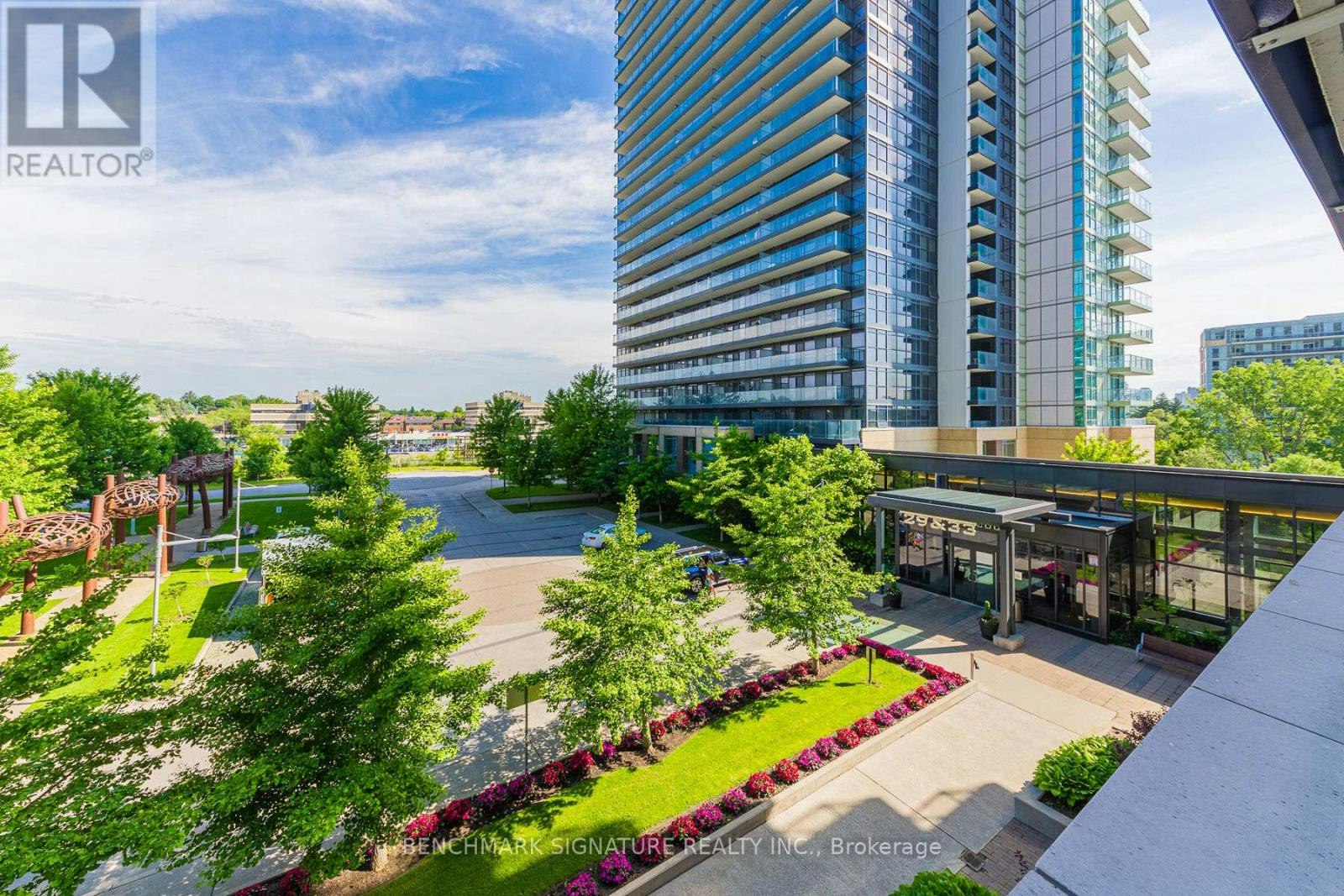 306-29 Singer Court, Toronto, ON, M2K 0B3 - 13