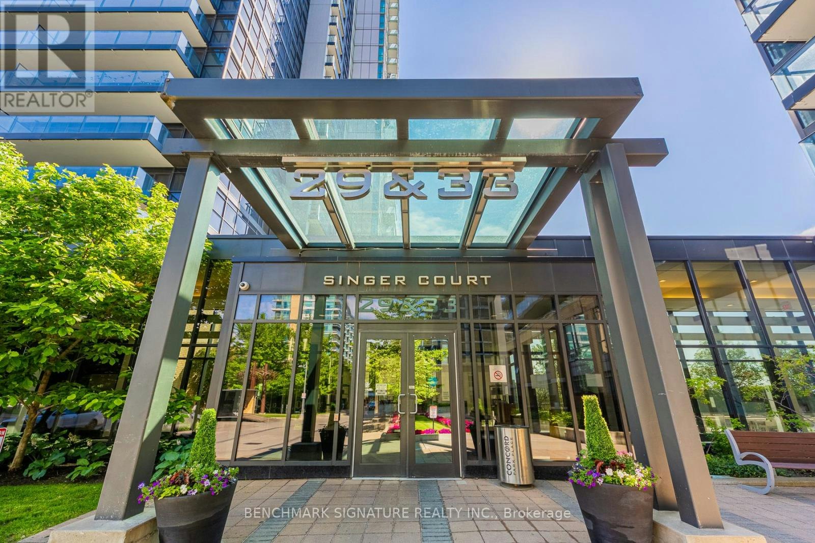 306-29 Singer Court, Toronto, ON, M2K 0B3 - 2