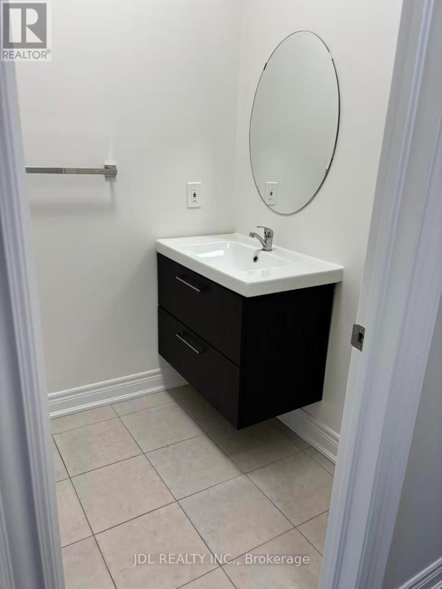 16 Jericho Avenue, Georgina, ON, L4P 0G9 - 7
