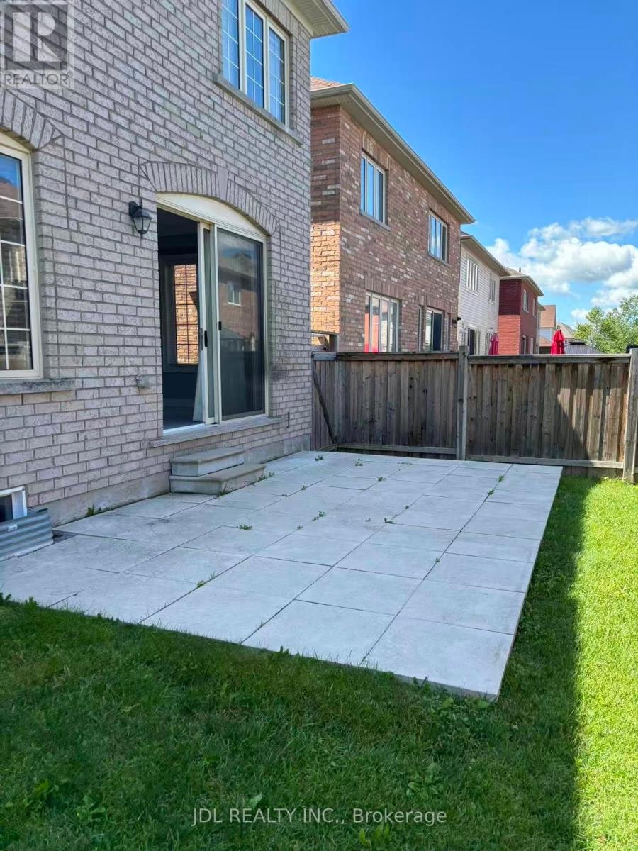 16 Jericho Avenue, Georgina, ON, L4P 0G9 - 23