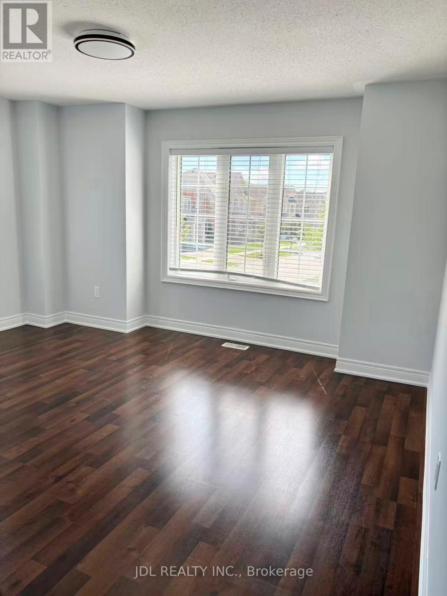 16 Jericho Avenue, Georgina, ON, L4P 0G9 - 14