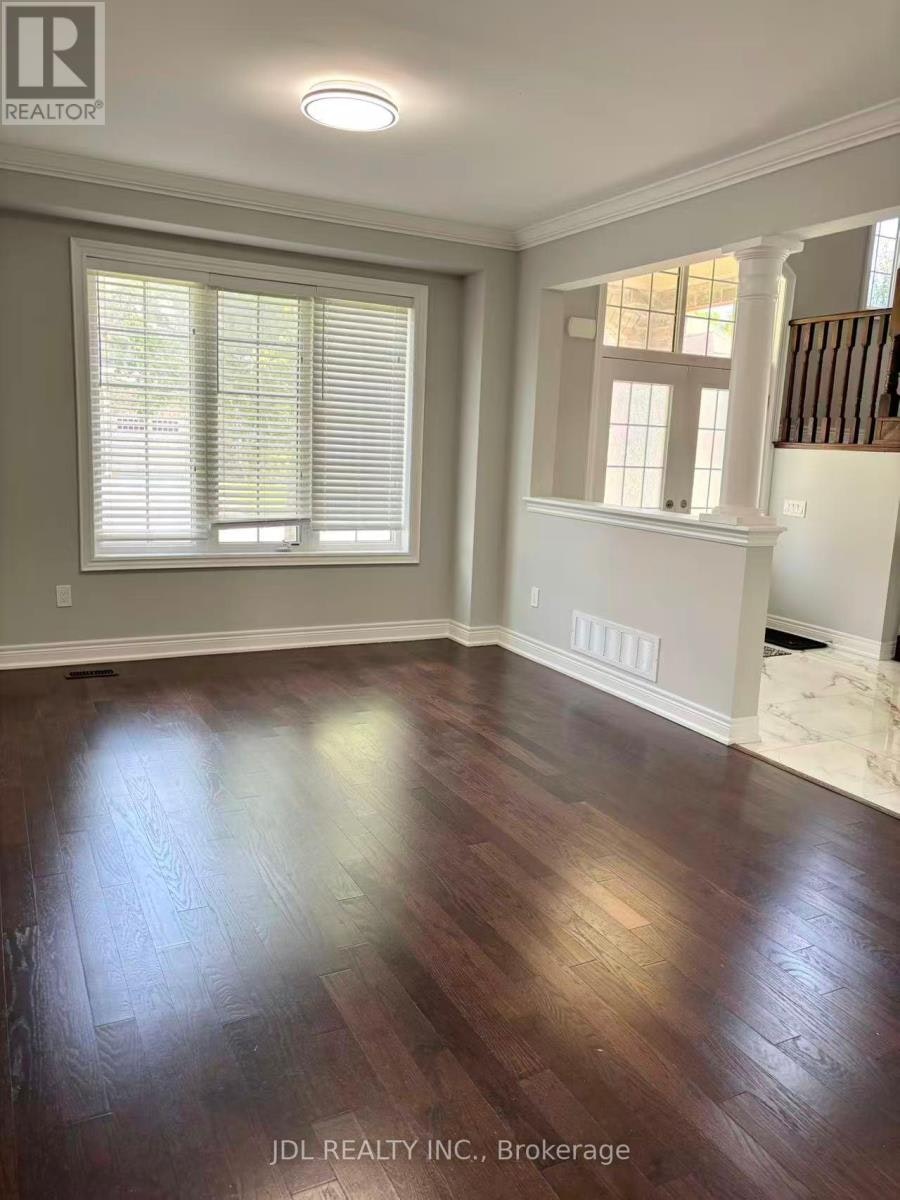 16 Jericho Avenue, Georgina, ON, L4P 0G9 - 4