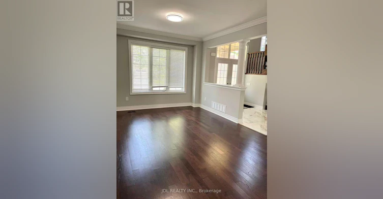 16 Jericho Avenue, Georgina, ON, L4P 0G9 - 4