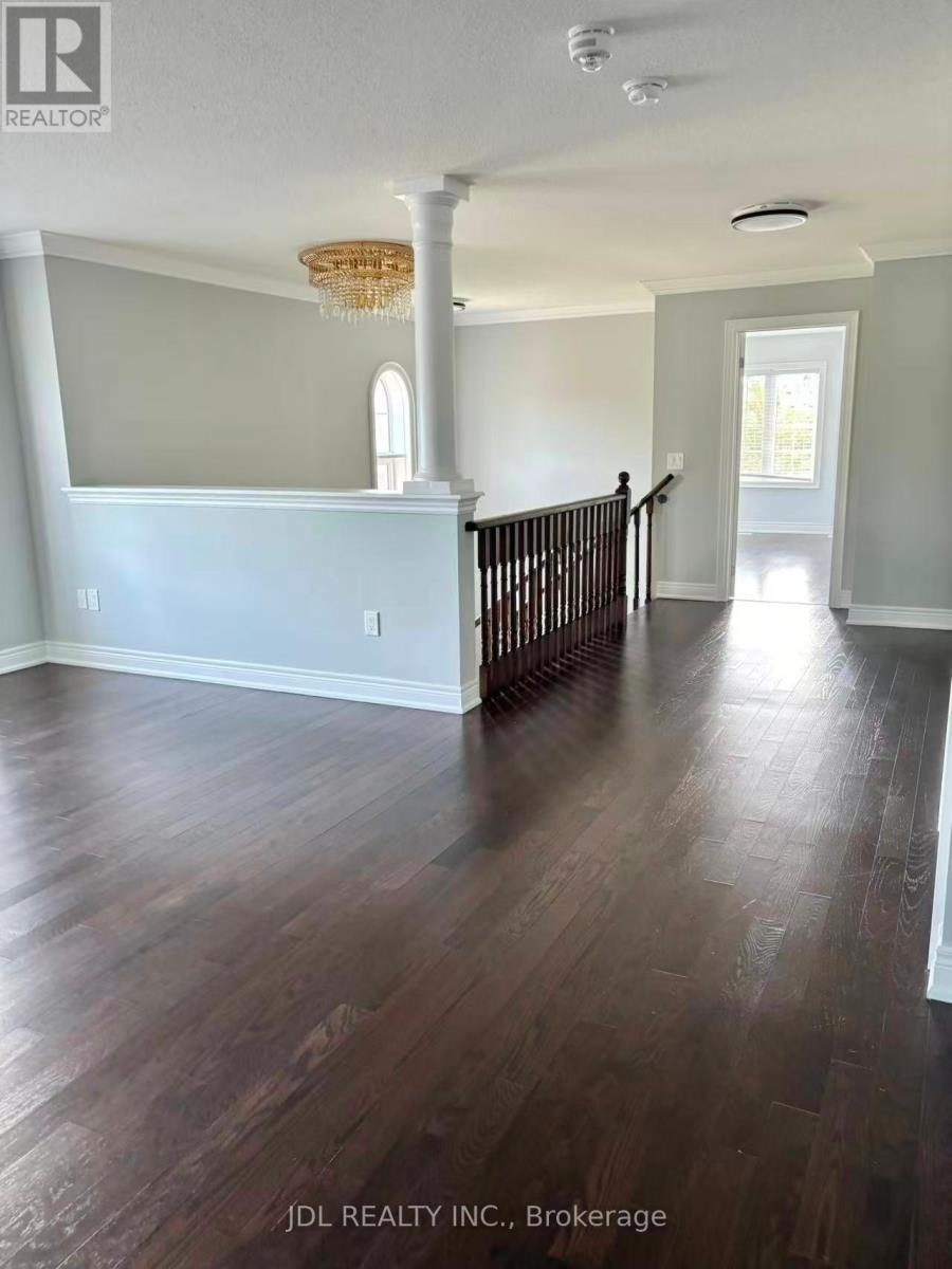 16 Jericho Avenue, Georgina, ON, L4P 0G9 - 13