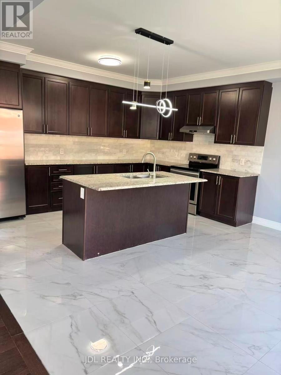 16 Jericho Avenue, Georgina, ON, L4P 0G9 - 8