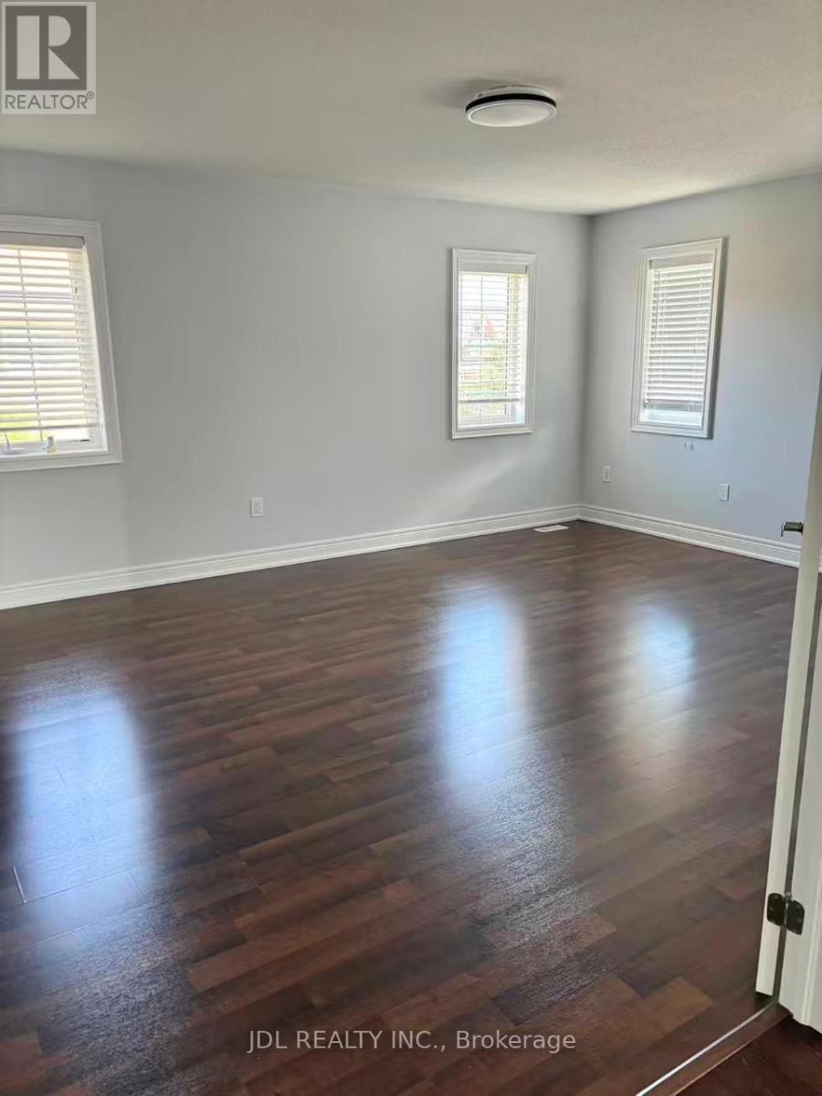 16 Jericho Avenue, Georgina, ON, L4P 0G9 - 20