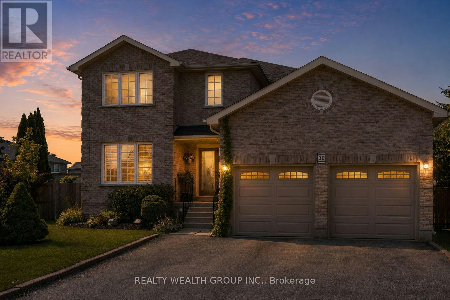 32 Reynolds Lane, Barrie, ON, L4N 0P9