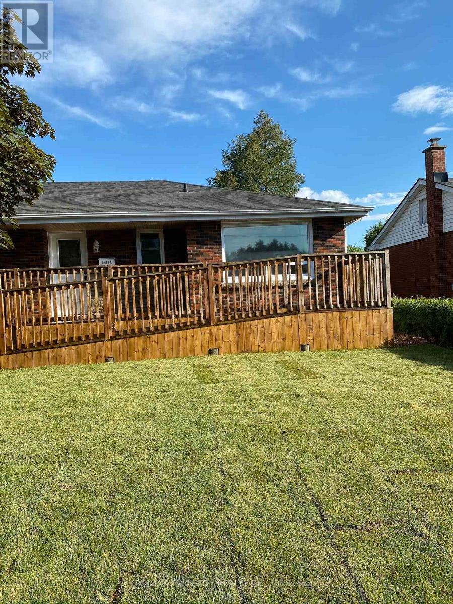 MAIN FLOOR-25 Hickery Place, Brantford, ON, N3S 3C7 - 3