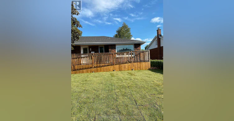 MAIN FLOOR-25 Hickery Place, Brantford, ON, N3S 3C7 - 3