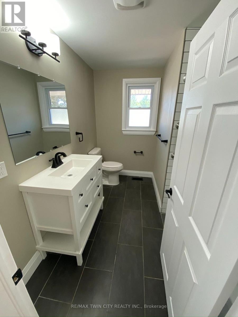 MAIN FLOOR-25 Hickery Place, Brantford, ON, N3S 3C7 - 16