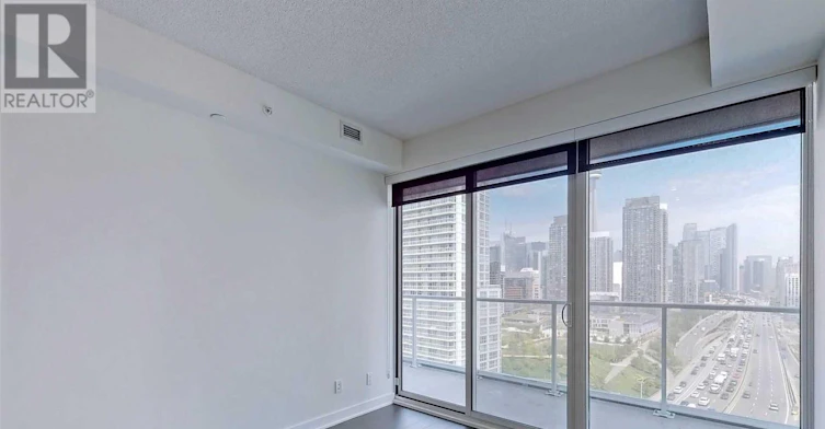 2611-17 Bathurst Street, Toronto, ON, M5V 0N1 - 5