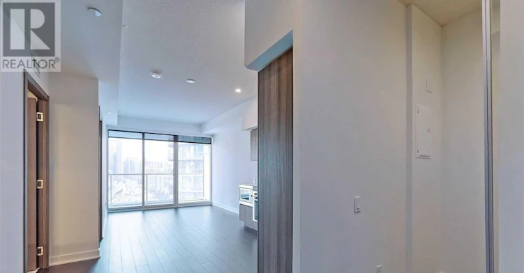 2611-17 Bathurst Street, Toronto, ON, M5V 0N1 - 18