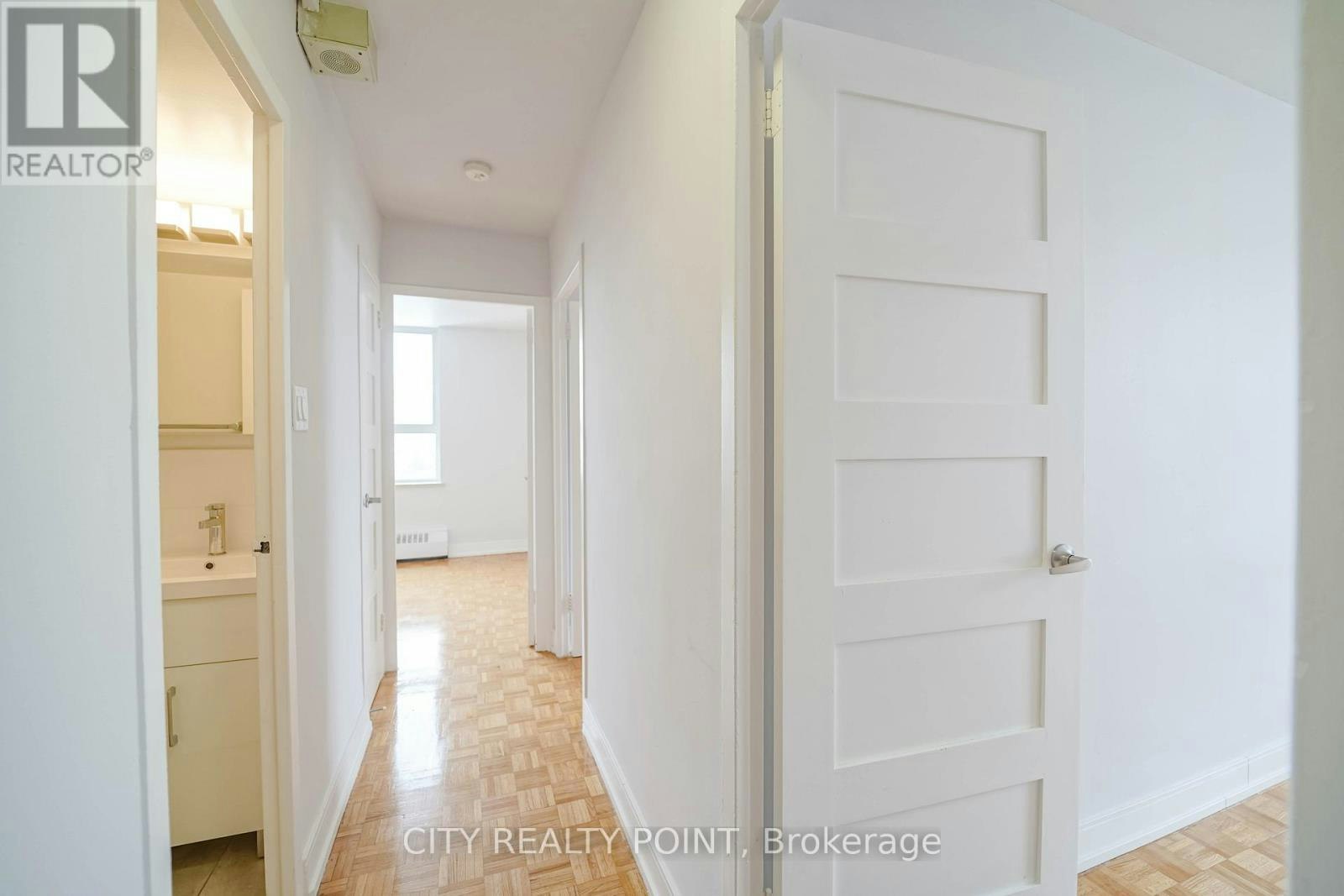 1008-6200 Bathurst Street, Toronto, ON, M2R 2A3 - 10