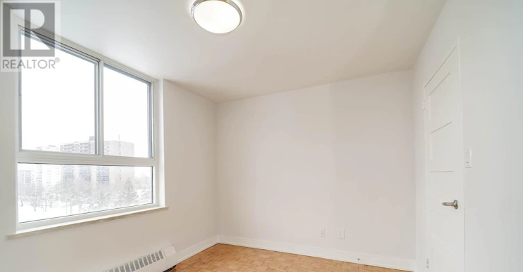 1008-6200 Bathurst Street, Toronto, ON, M2R 2A3 - 21