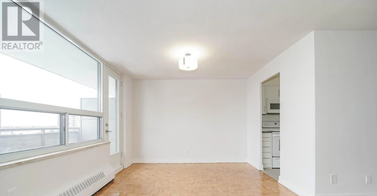 1008-6200 Bathurst Street, Toronto, ON, M2R 2A3 - 6
