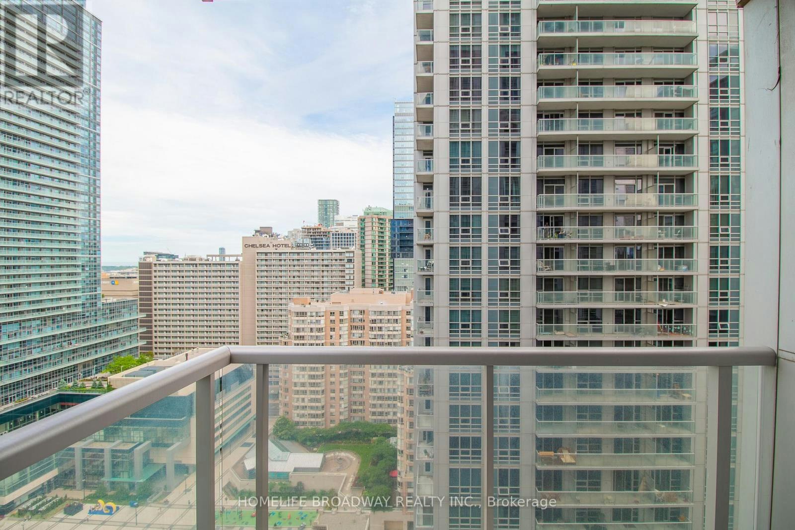 2305-763 Bay Street, Toronto, ON, M5G 2R3 - 16