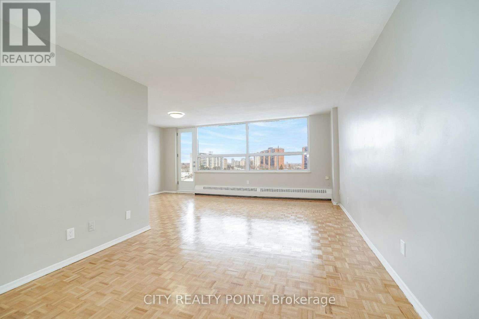 1412-6200 Bathurst Street, Toronto, ON, M2R 2A3 - 12