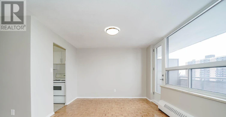 1412-6200 Bathurst Street, Toronto, ON, M2R 2A3 - 7