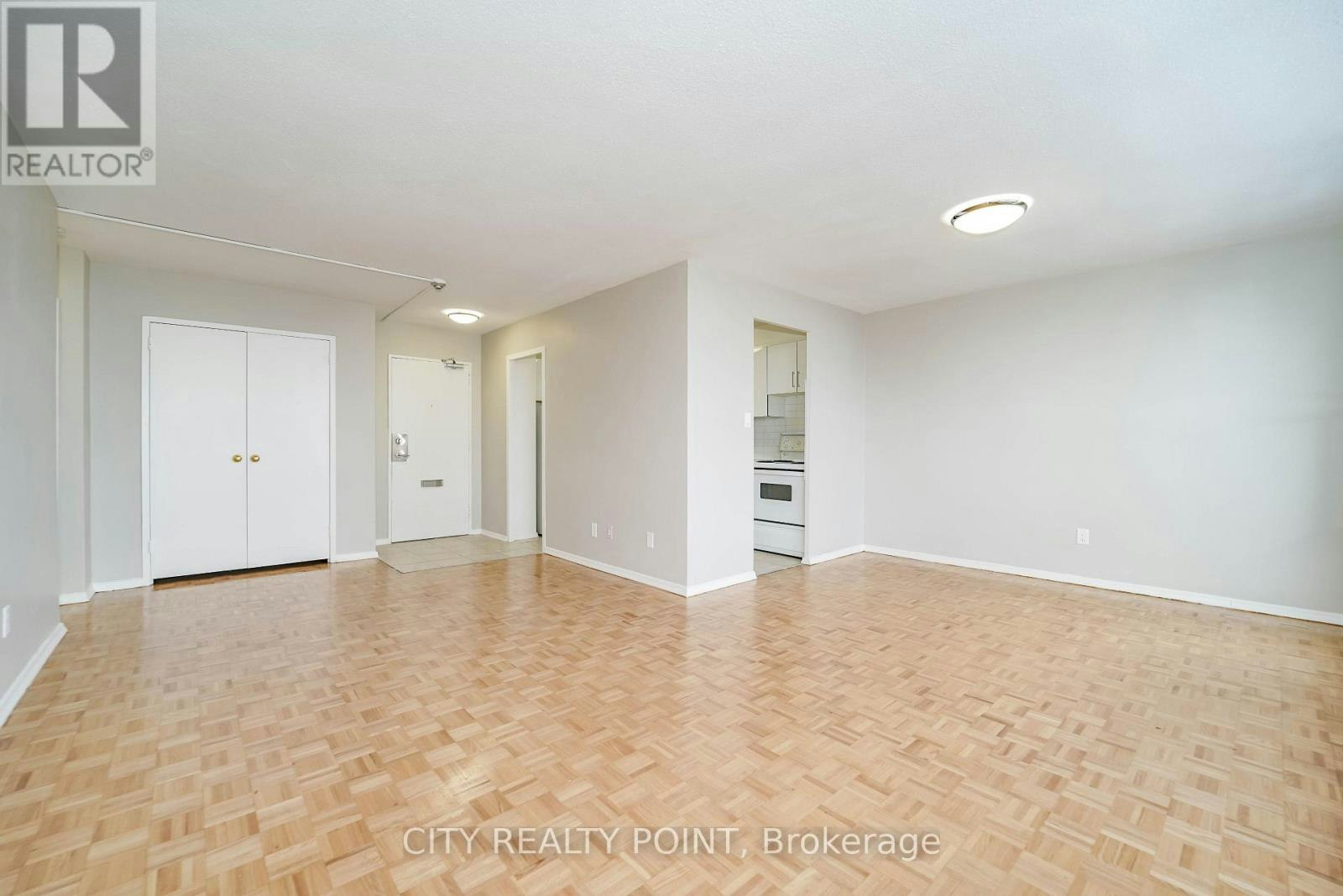 1412-6200 Bathurst Street, Toronto, ON, M2R 2A3 - 4