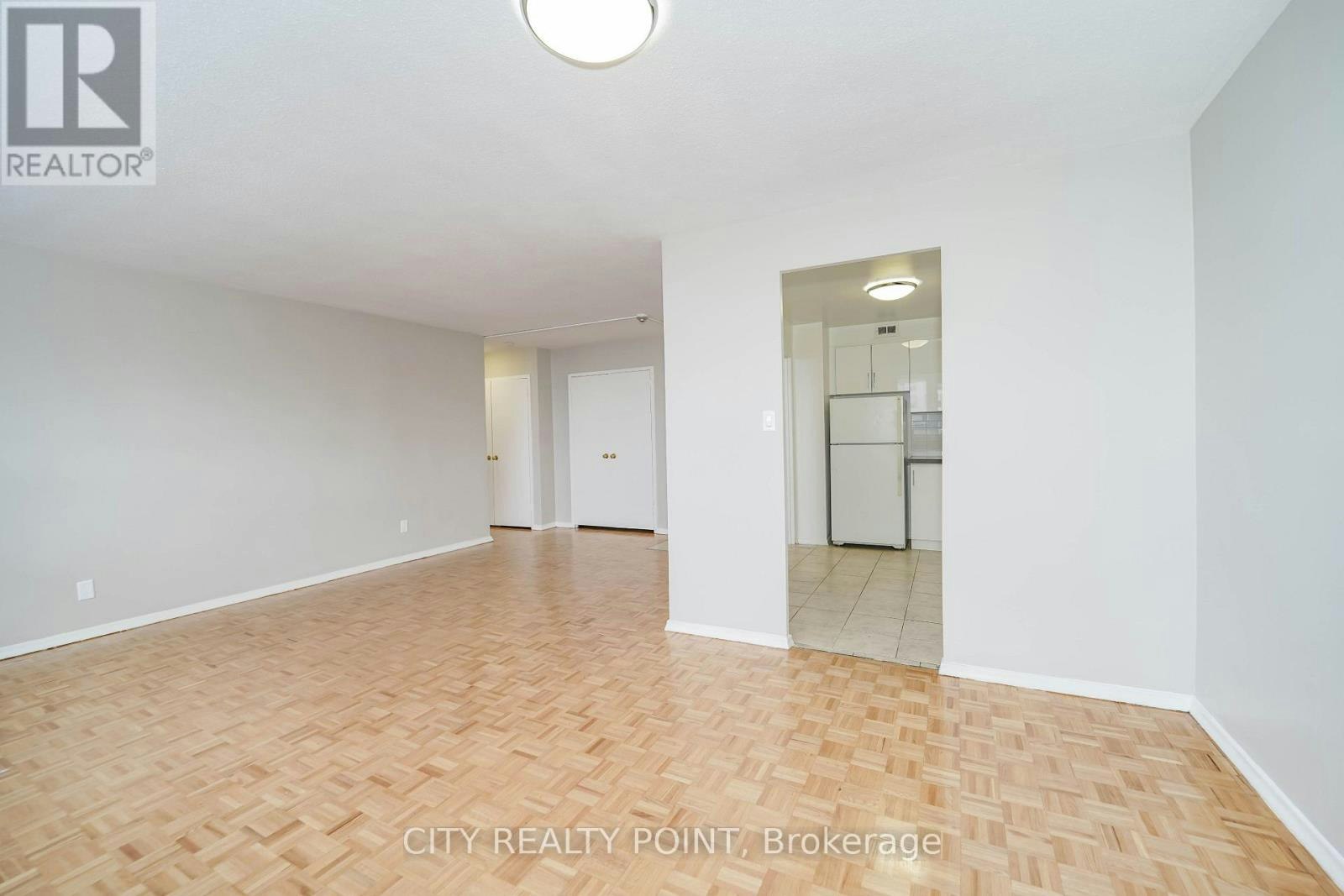 1412-6200 Bathurst Street, Toronto, ON, M2R 2A3 - 5