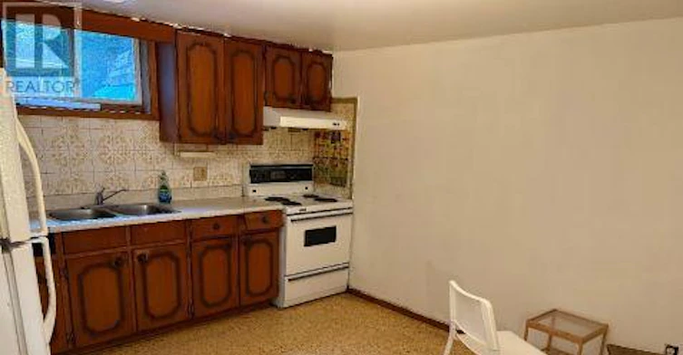 LOWER-256 Patricia Avenue, Toronto, ON, M2M 1J8