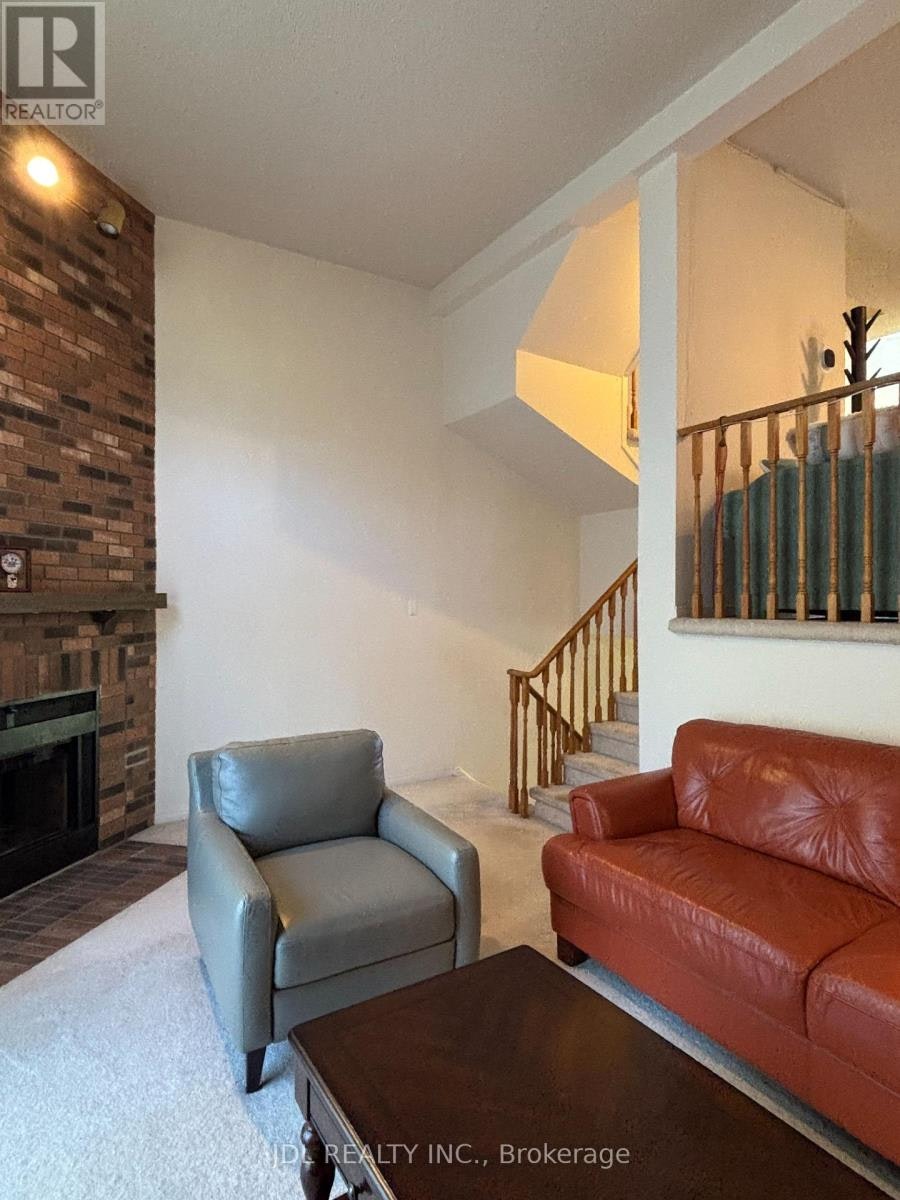 65 Cottonwood Court, Markham, ON, L3T 5W9 - 4